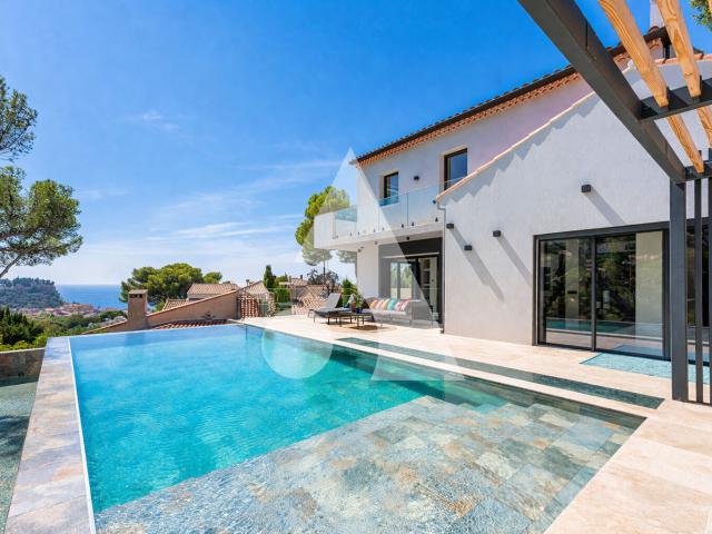 Maison 8 pièces 375 m²