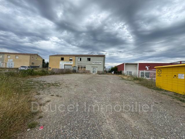 Maison 8 pièces 380 m²
