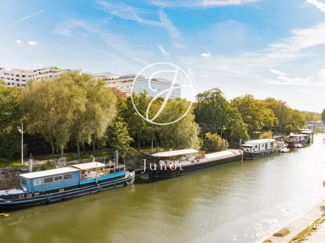 Maison 8 pièces 398 m²