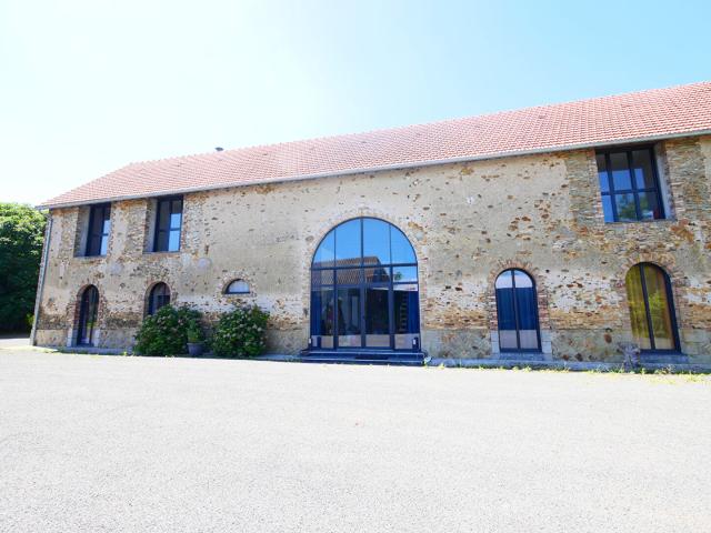Maison 8 pièces 392 m²
