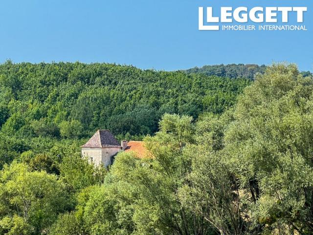 Maison 8 pièces 400 m²