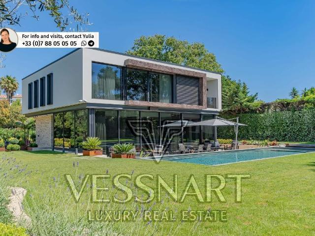 Maison 8 pièces 400 m²
