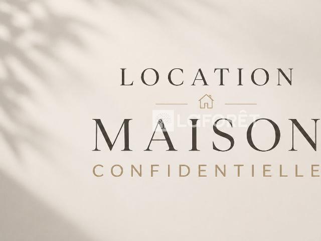 Maison 8 pièces, 400 m² à louer à Fretin 59273
