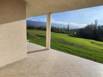 Maison 8 pièces, 400 m² à louer à Saint Julien en Genevois 74160