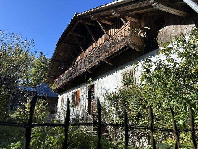 Maison 8 pièces 430 m²