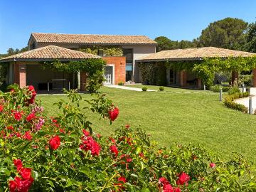 Maison 8 pièces 460 m²
