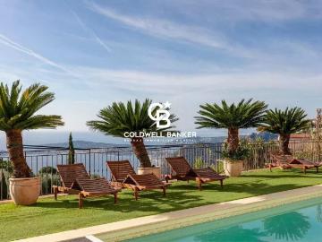 Maison 8 pièces 500 m²