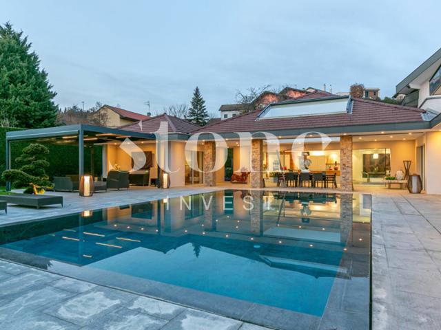 Maison 8 pièces 528 m²