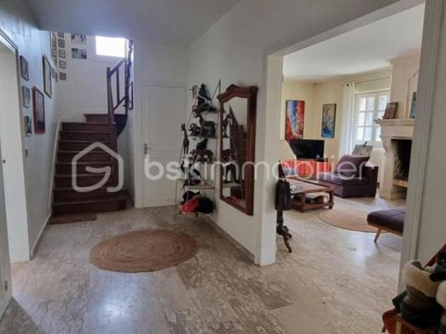 Maison 8 pièces 6 chambres 203m²