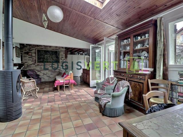 Maison 8 pièces à vendre