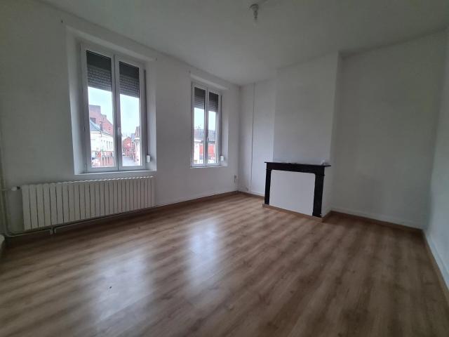Maison, 90 m² à louer à Hirson 02500