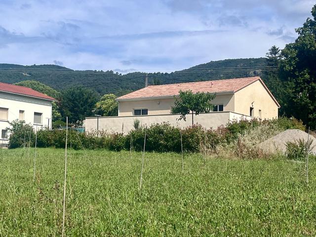 Maison 92m2 3 chambres + garage 18m2 terrain 471m2 SAINT JULIEN EN SAINT ALBAN