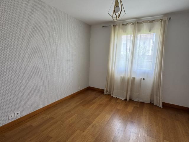 Maison 94m2 proche commerce