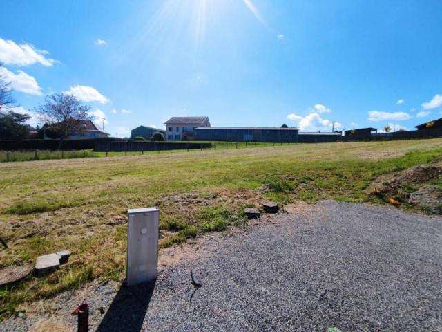 Maison 96 m² avec terrain à CELLES SUR DUROLLE 63
