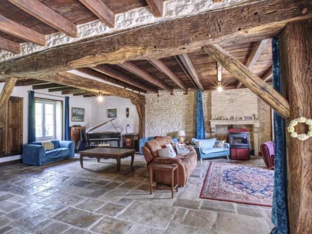 Maison 9 chambres, Melleran Poitou 79190 ES106031766