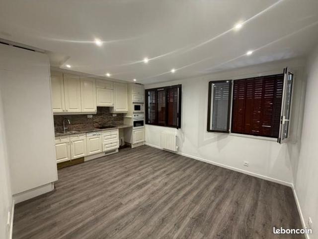 Maison 9 pièces 111 m²