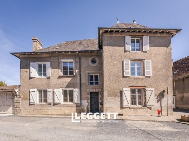 Maison 9 pièces 145 m²