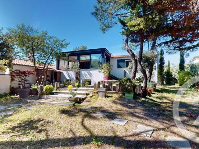 Maison 9 pièces 140 m²