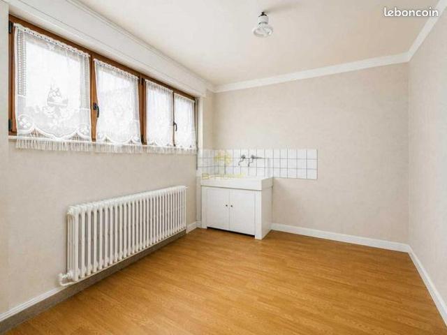 Maison 9 pièces 142 m²