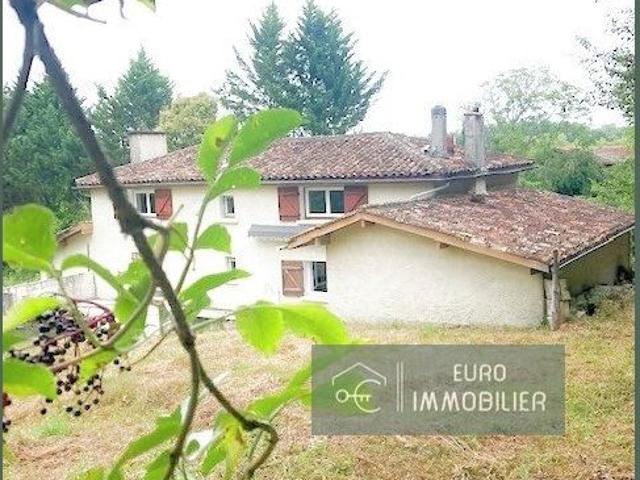 Maison 9 pièces 142 m²