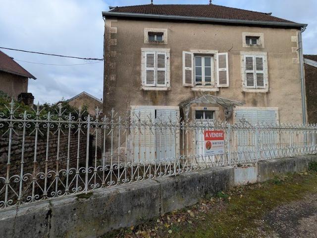 Maison 9 pièces 157 m²