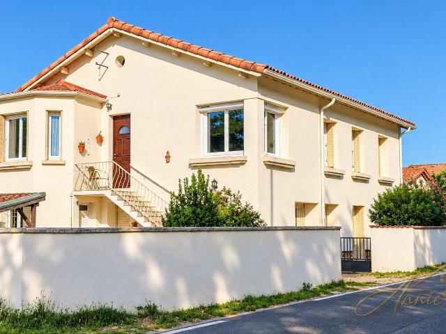 Maison 9 pièces 150 m²