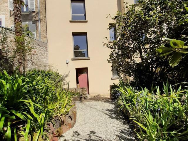 Maison 9 pièces 153 m²