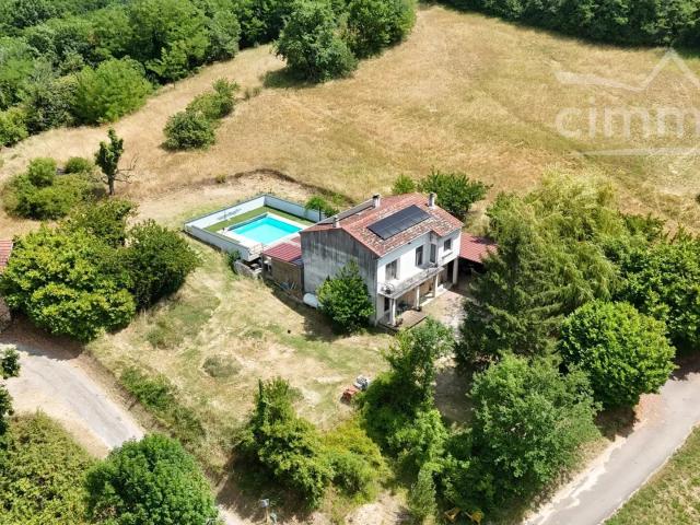 Maison 9 pièces 153 m²