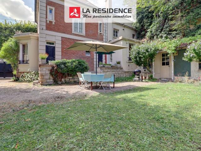 Maison 9 pièces 164 m²