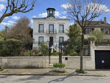 Maison 9 pièces 165 m²