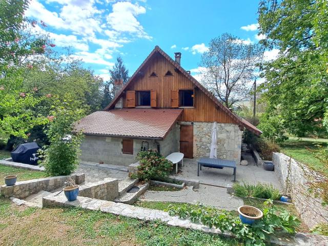 Maison 9 pièces 165 m²