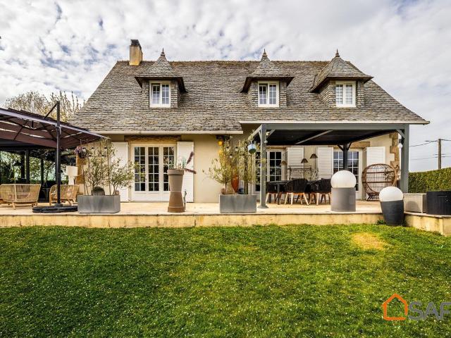 Maison 9 pièces 165 m²