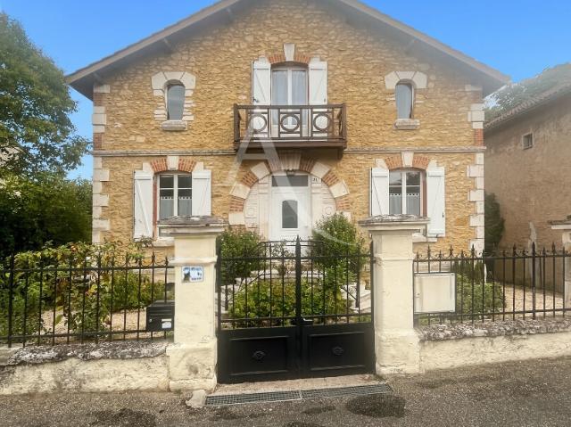Maison 9 pièces 166 m²