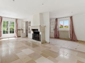 Maison 9 pièces 166 m²