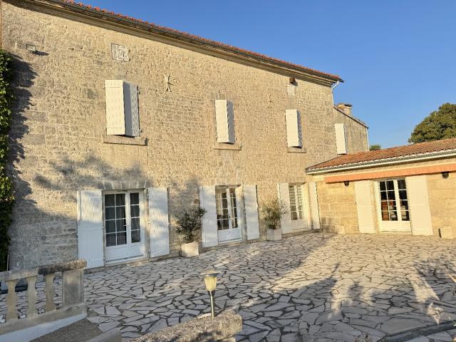 Maison 9 pièces 160 m²