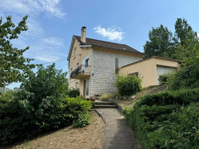 Maison 9 pièces 160 m²