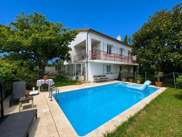 Maison 9 pièces 160 m²