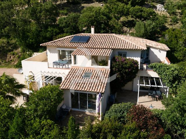 Maison 9 pièces 163 m²