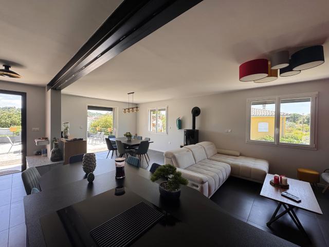 Maison 9 pièces 174 m²