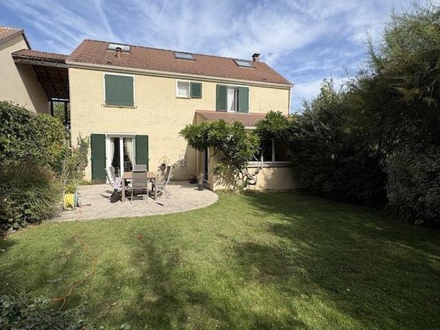 Maison 9 pièces 175 m²