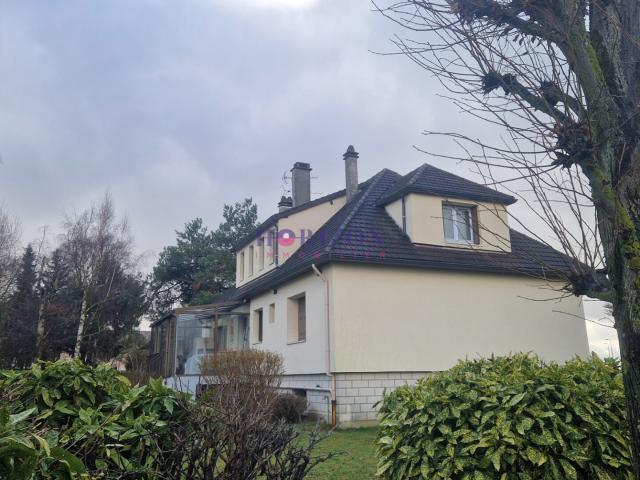 Maison 9 pièces 175 m²
