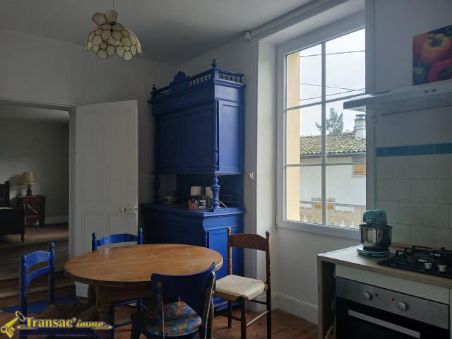 Maison 9 pièces 177 m²