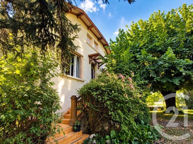 Maison 9 pièces 178 m²