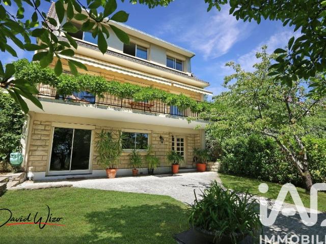 Maison 9 pièces 189 m²