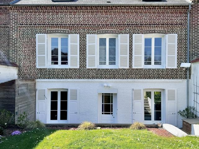 Maison 9 pièces 184 m²