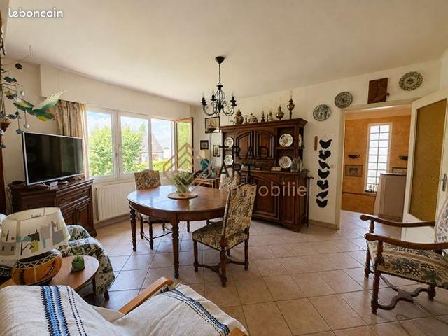 Maison 9 pièces 185 m²