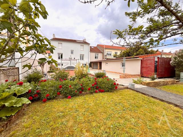 Maison 9 pièces 185 m²