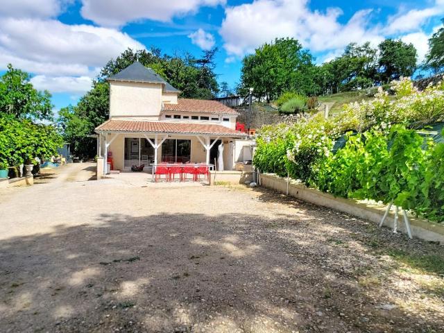 Maison 9 pièces 186 m²