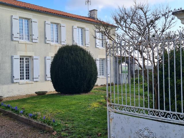 Maison 9 pièces 180 m²