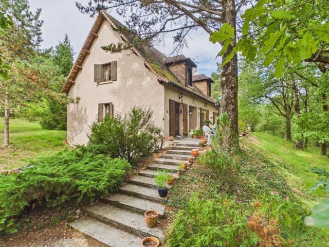 Maison 9 pièces 180 m²
